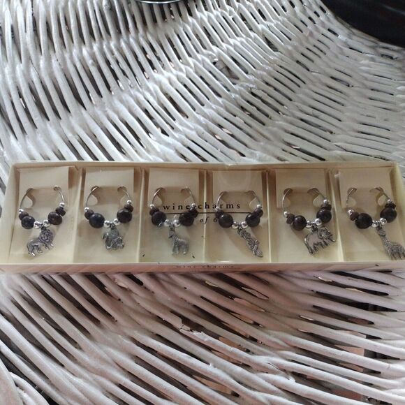 Pier 1 Imports Other - Wine Charms 6 Silver Tone African Animals Pier 1 Imports Barware Party Night
